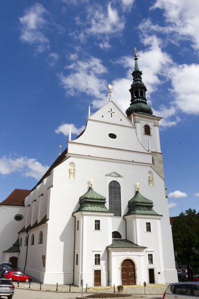 Pfarrkirche Krems von außen